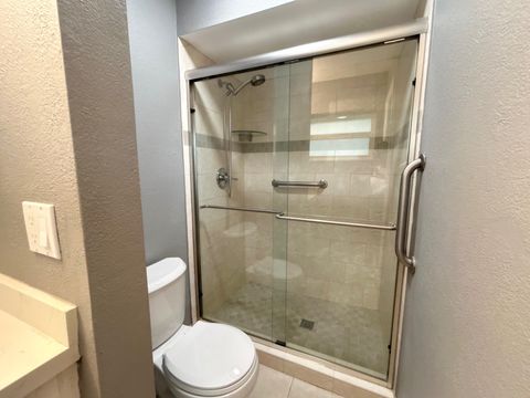 Tiny photo for 617 Laconia Circle #B, Lake Worth, FL 33467 (MLS # B26020124)