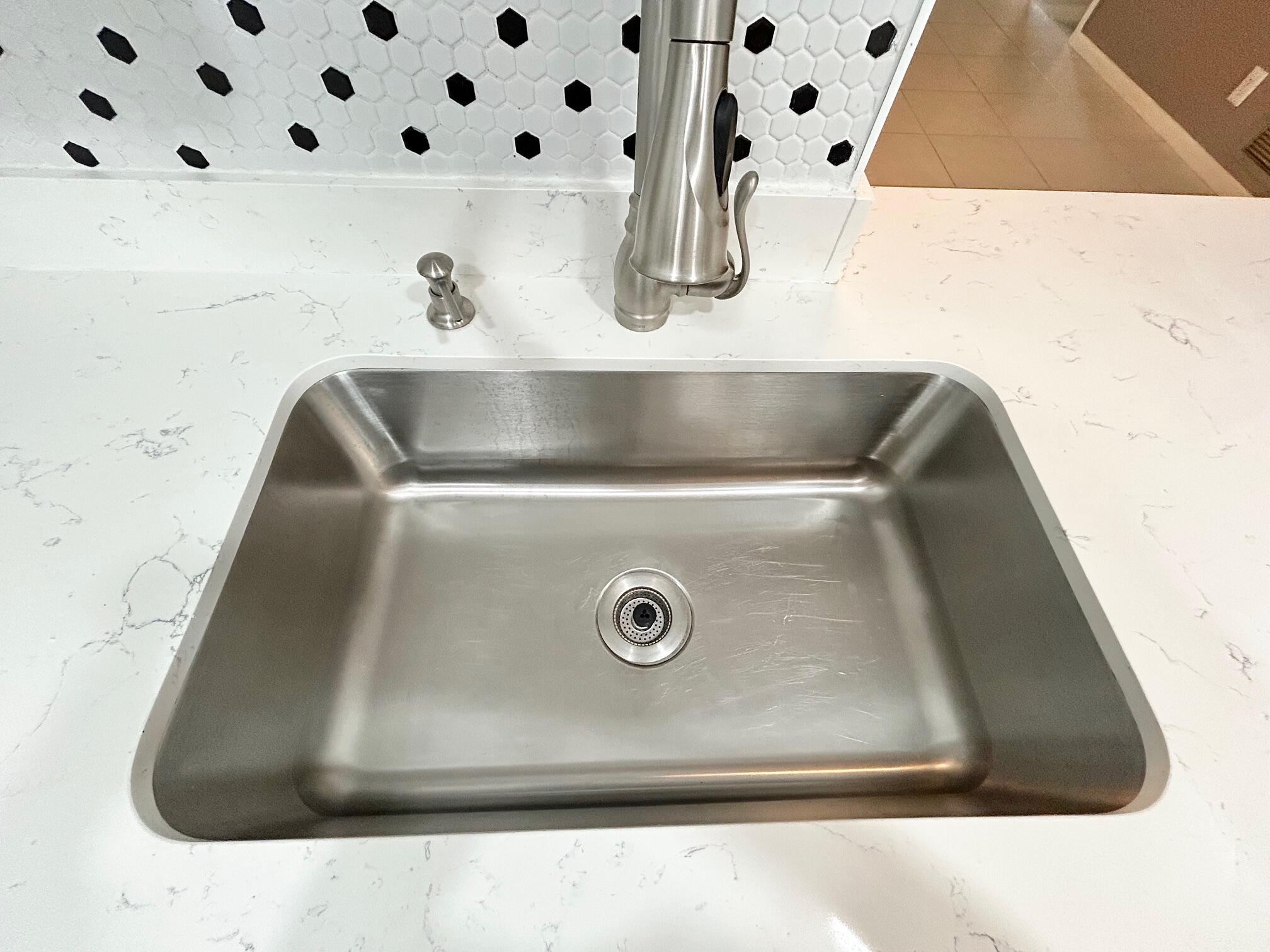 COVERED BRIDGE CONDO - Residential