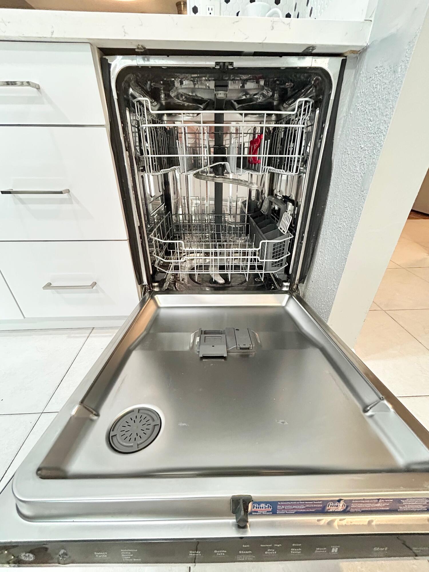 COVERED BRIDGE CONDO - Residential