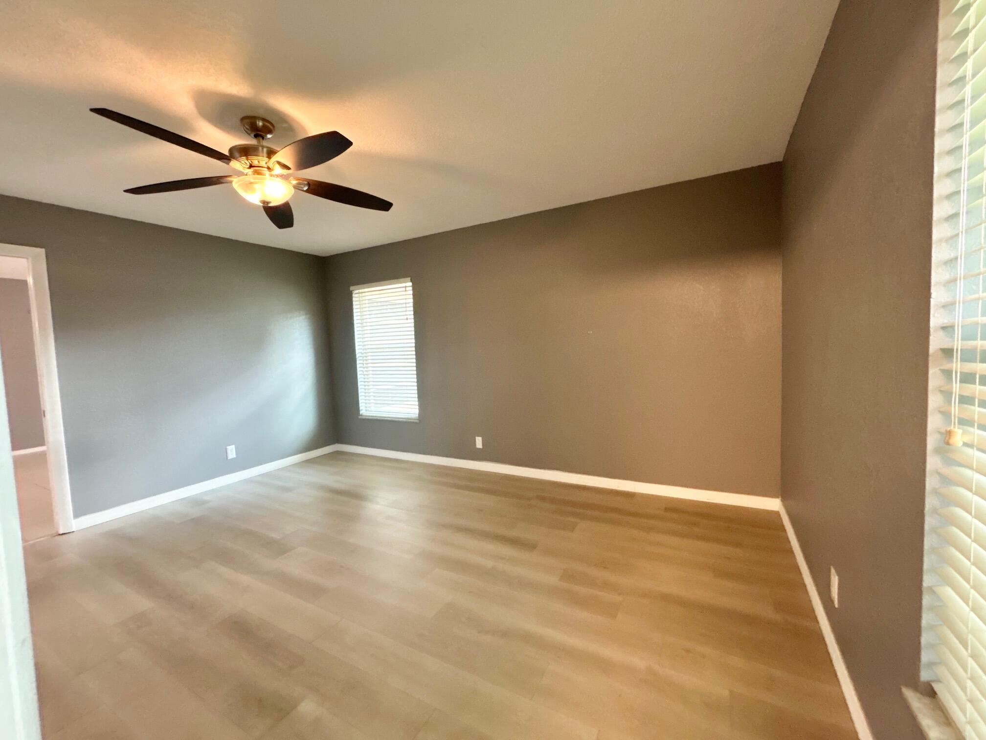 COVERED BRIDGE CONDO - Residential