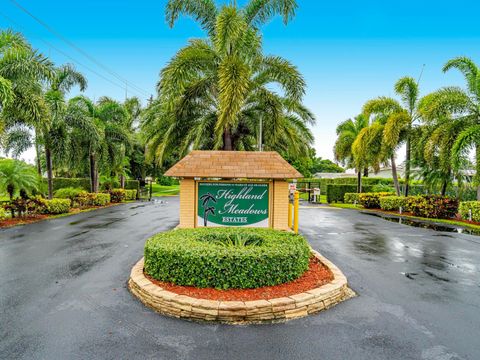 A home in Deerfield Beach