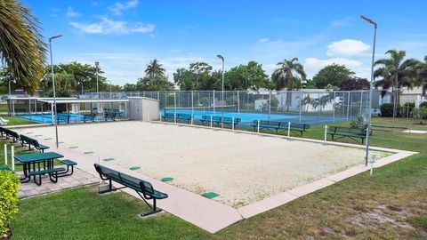 A home in Deerfield Beach