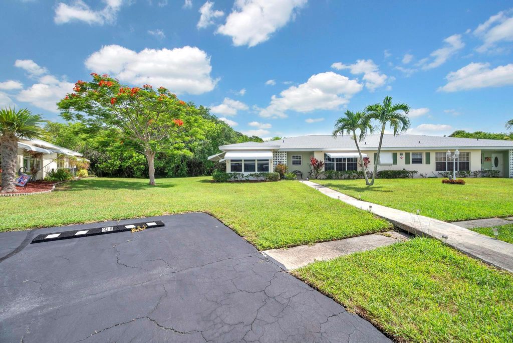 Photo of 912 Savannas Point Drive #B, Fort Pierce, FL 34982 (MLS # R11103476)