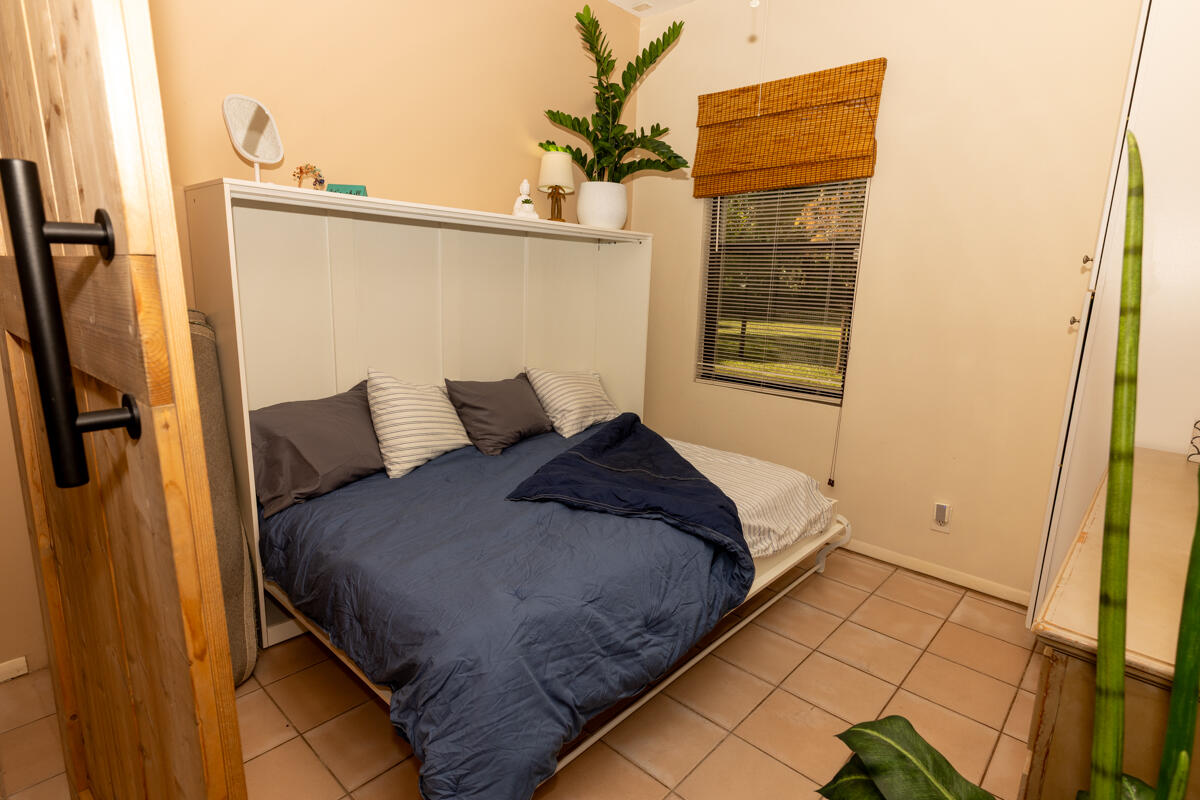 PALM BEACH FARMS CO PL - Residential