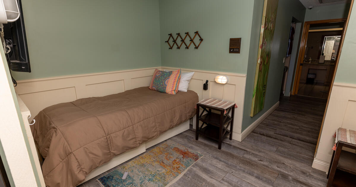 PALM BEACH FARMS CO PL - Residential