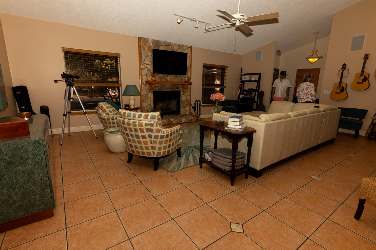 PALM BEACH FARMS CO PL - Residential