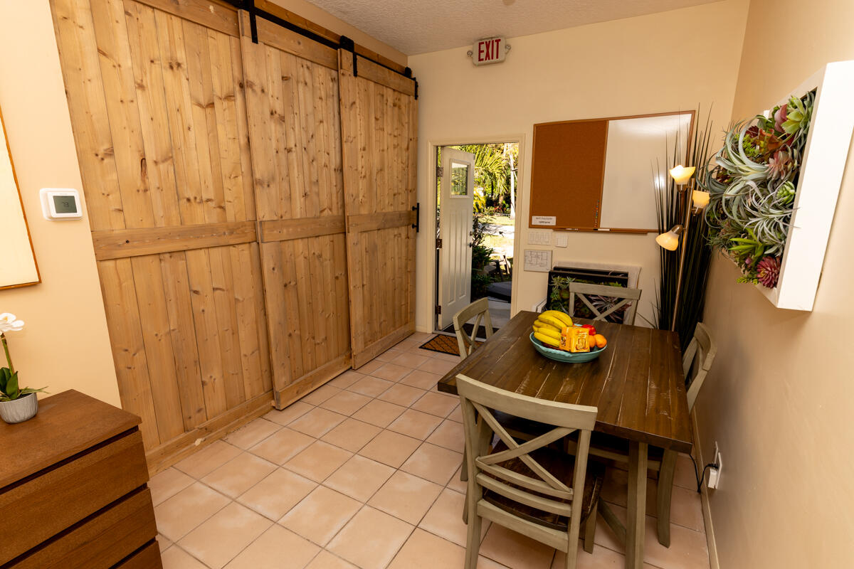 PALM BEACH FARMS CO PL - Residential