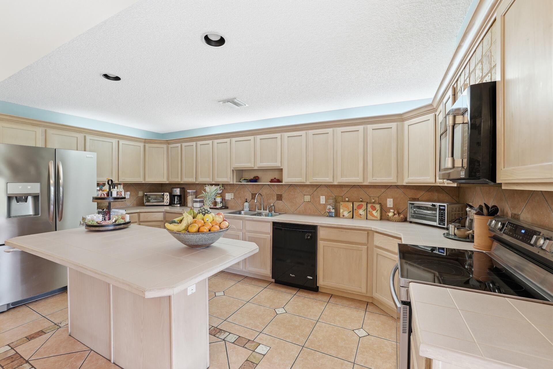 PALM BEACH FARMS CO PL - Residential