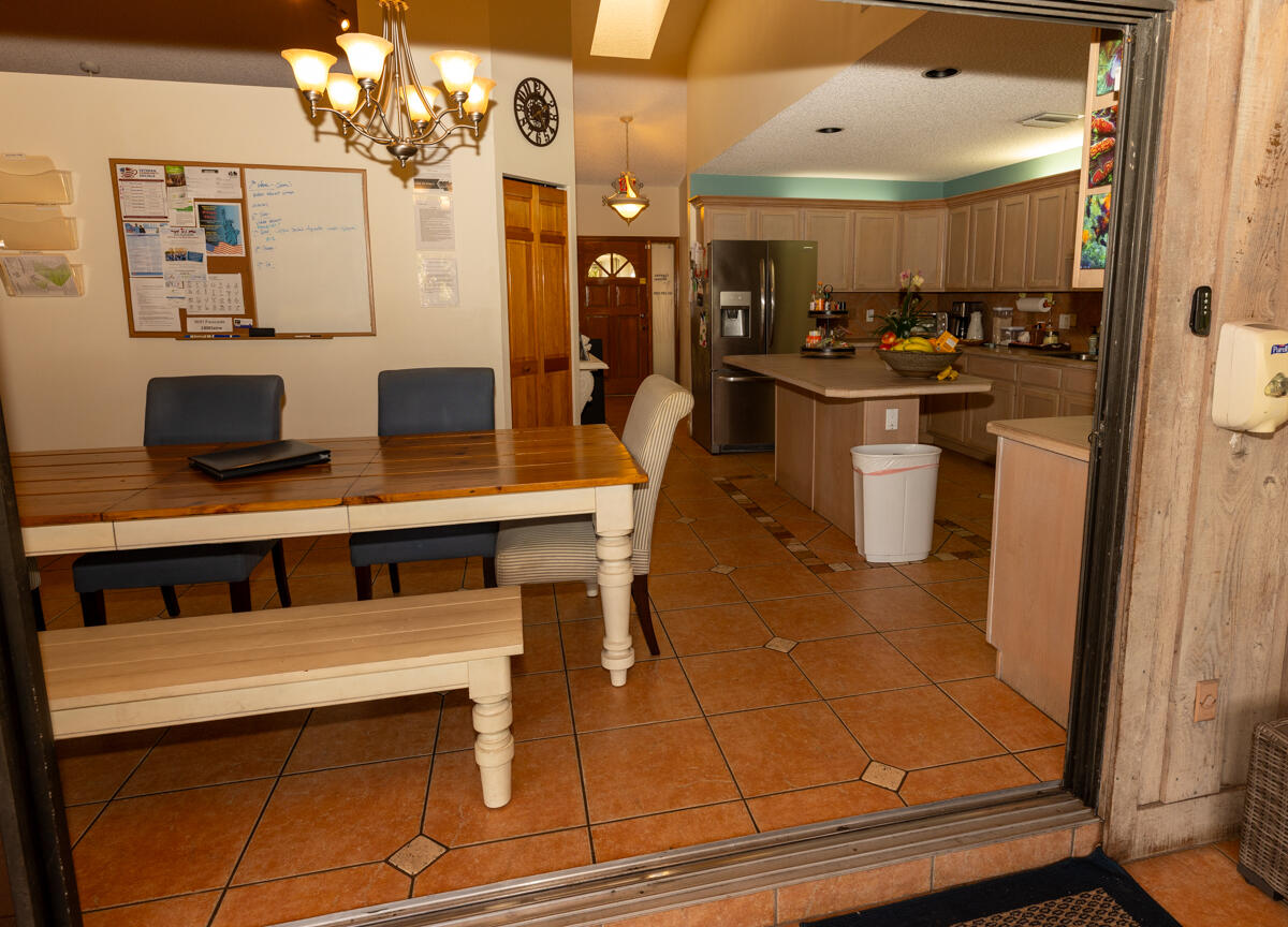 PALM BEACH FARMS CO PL - Residential