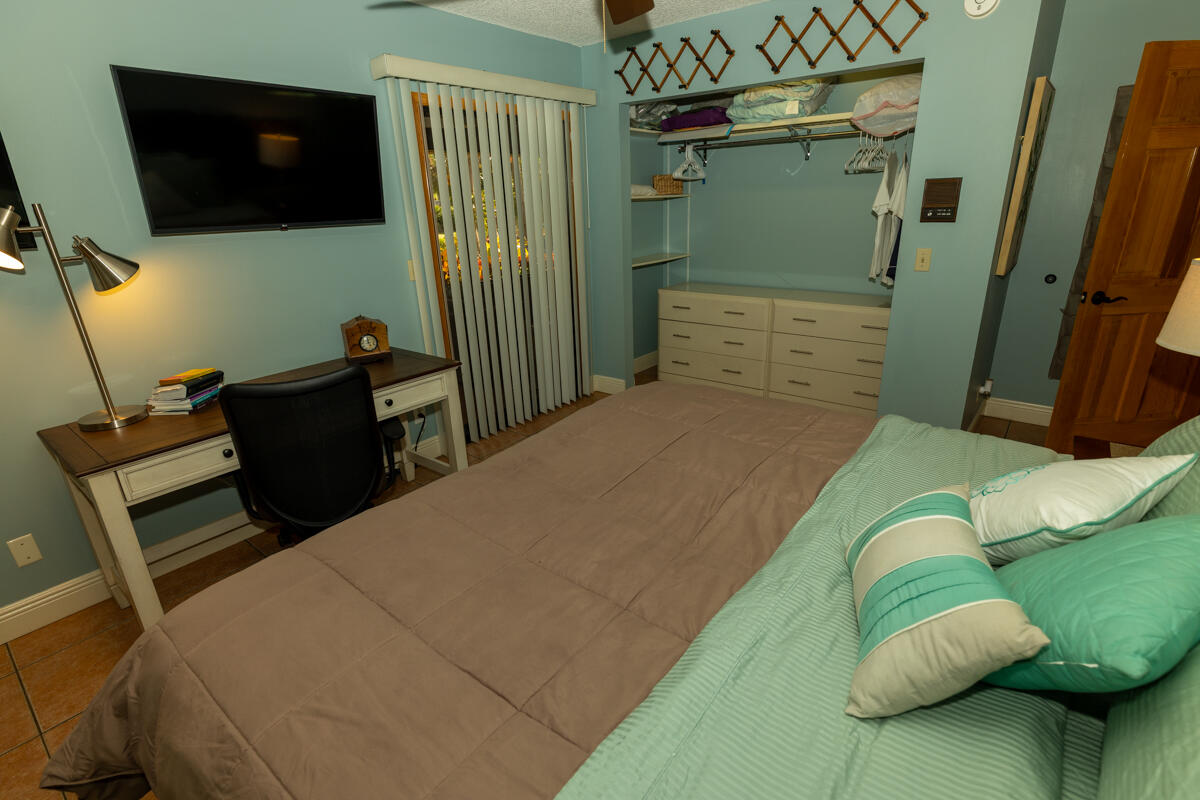 PALM BEACH FARMS CO PL - Residential