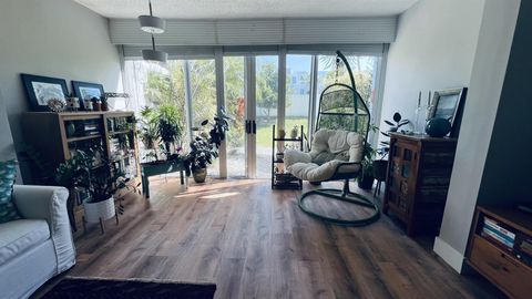 4242 Deste Court 101 Lake Worth FL 33467