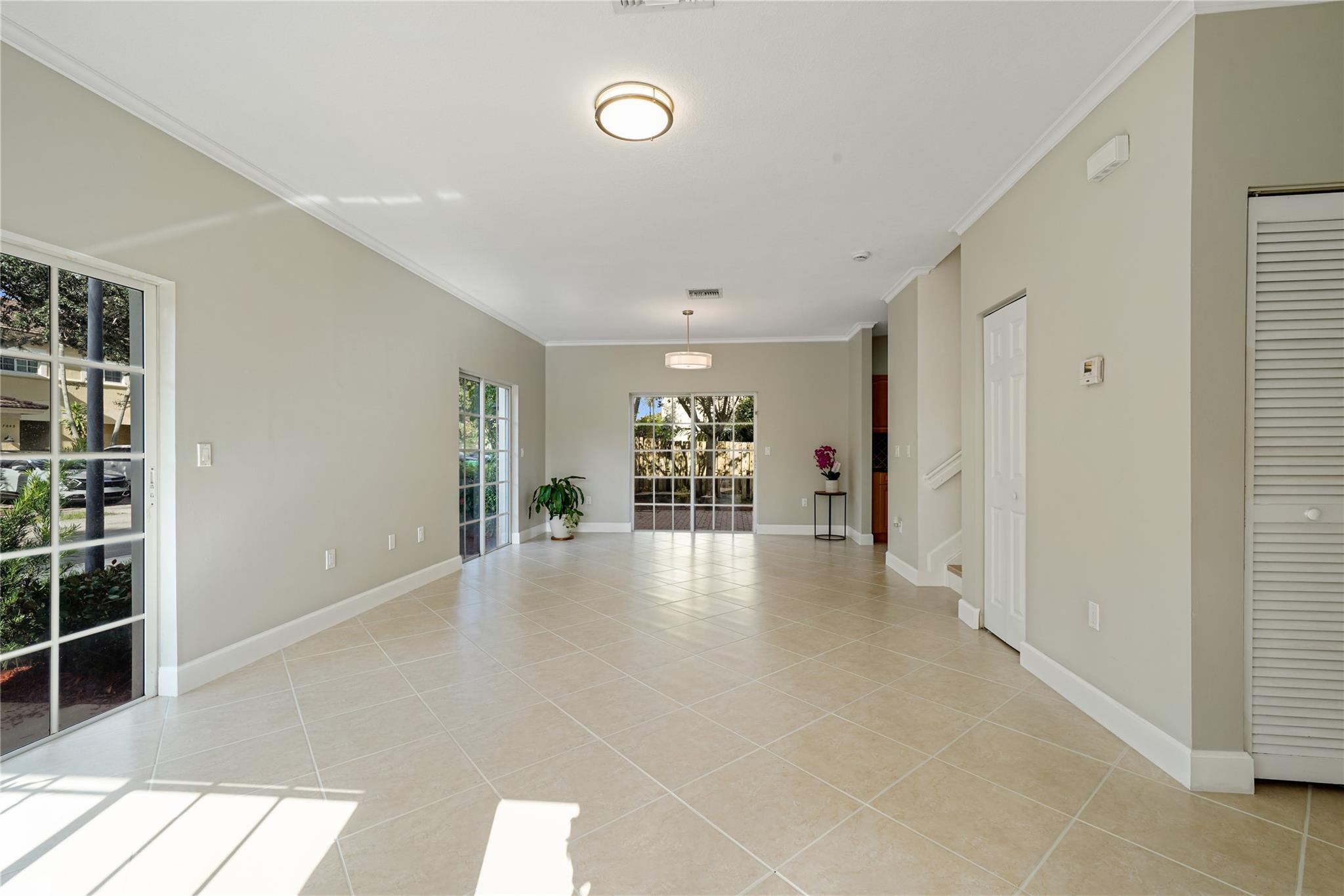 STONECREEK - Residential