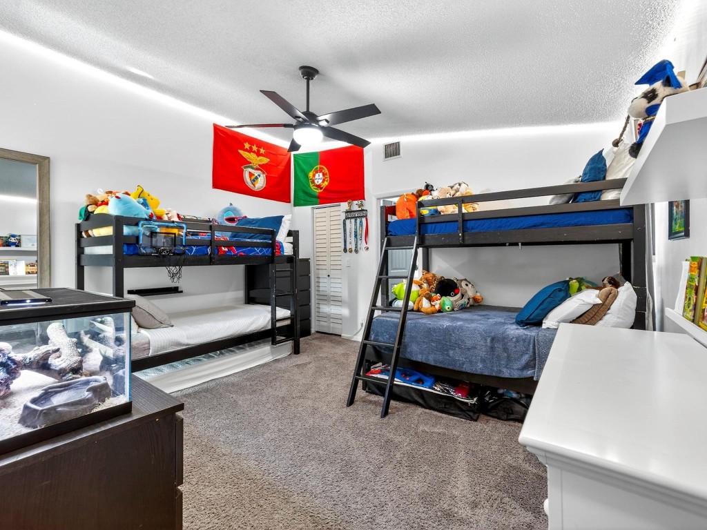 Pineapple Park - Residential Lease