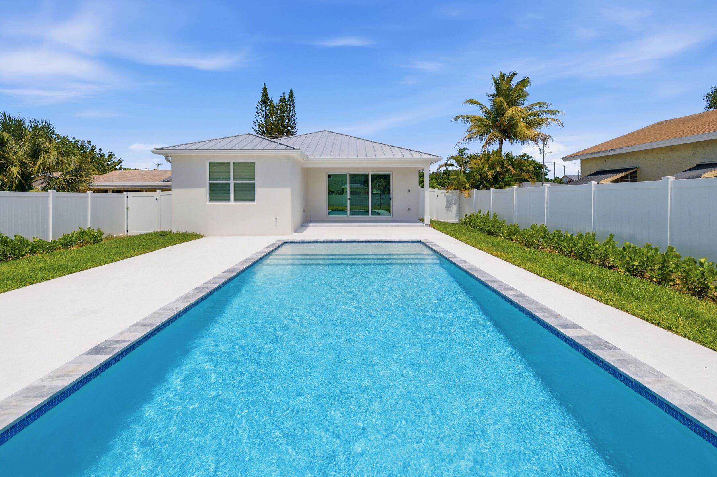 316 SW 4th Avenue