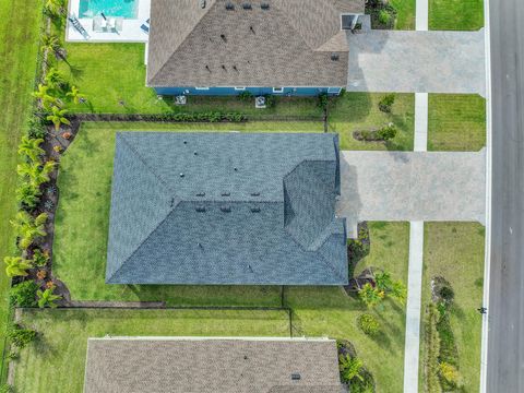 A home in Loxahatchee