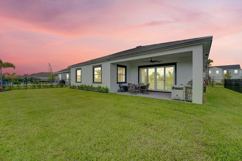 A home in Loxahatchee