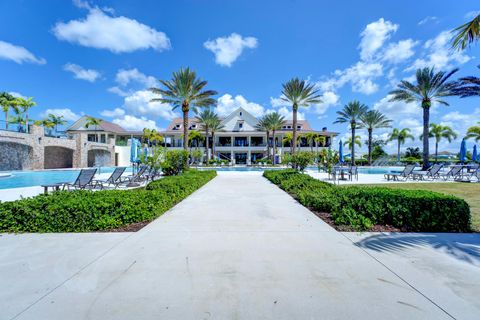 A home in Loxahatchee