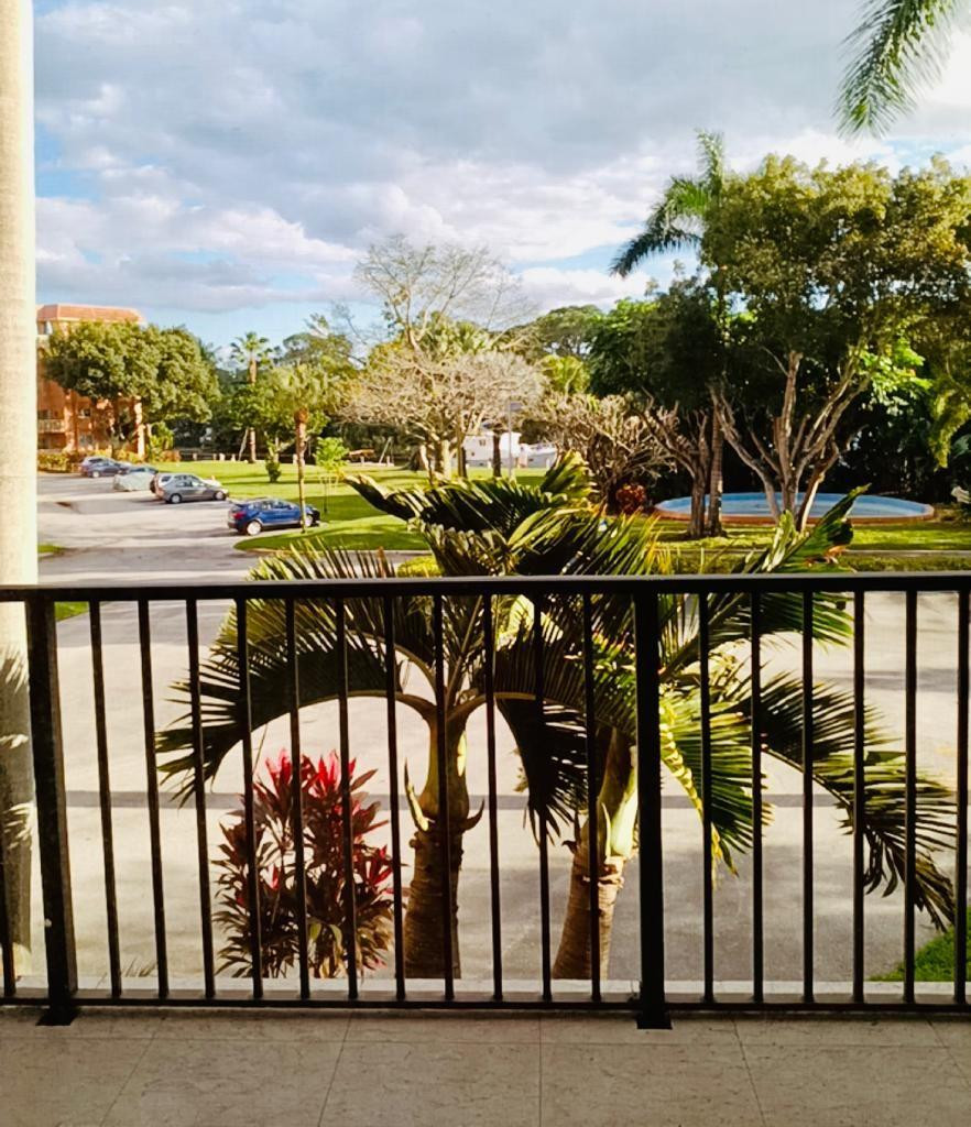 River Reach Condo III - Residential Lease