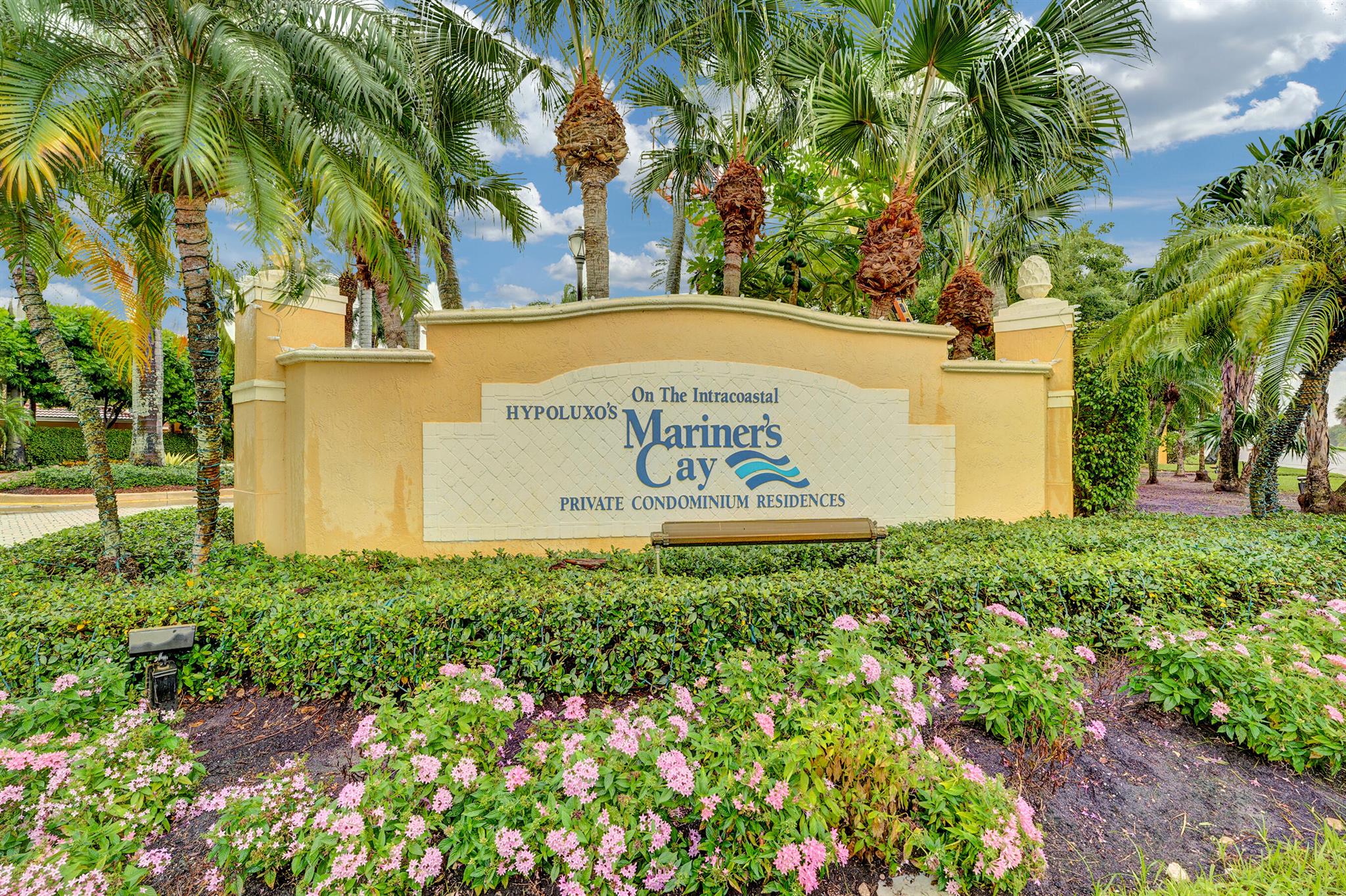 MARINERS CAY CONDO - Residential