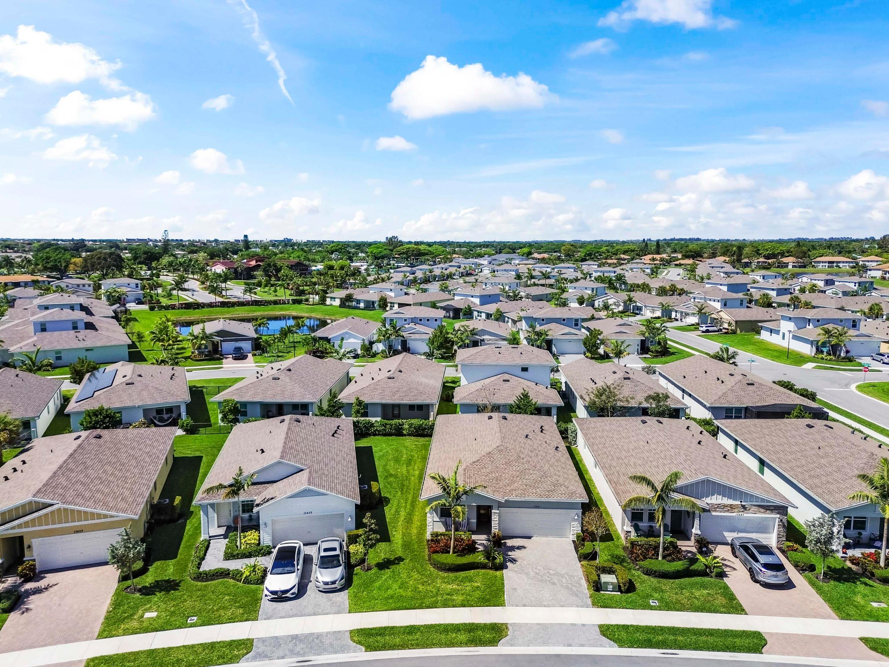 DELRAY TRAILS AT VILLA DELRAY - Residential