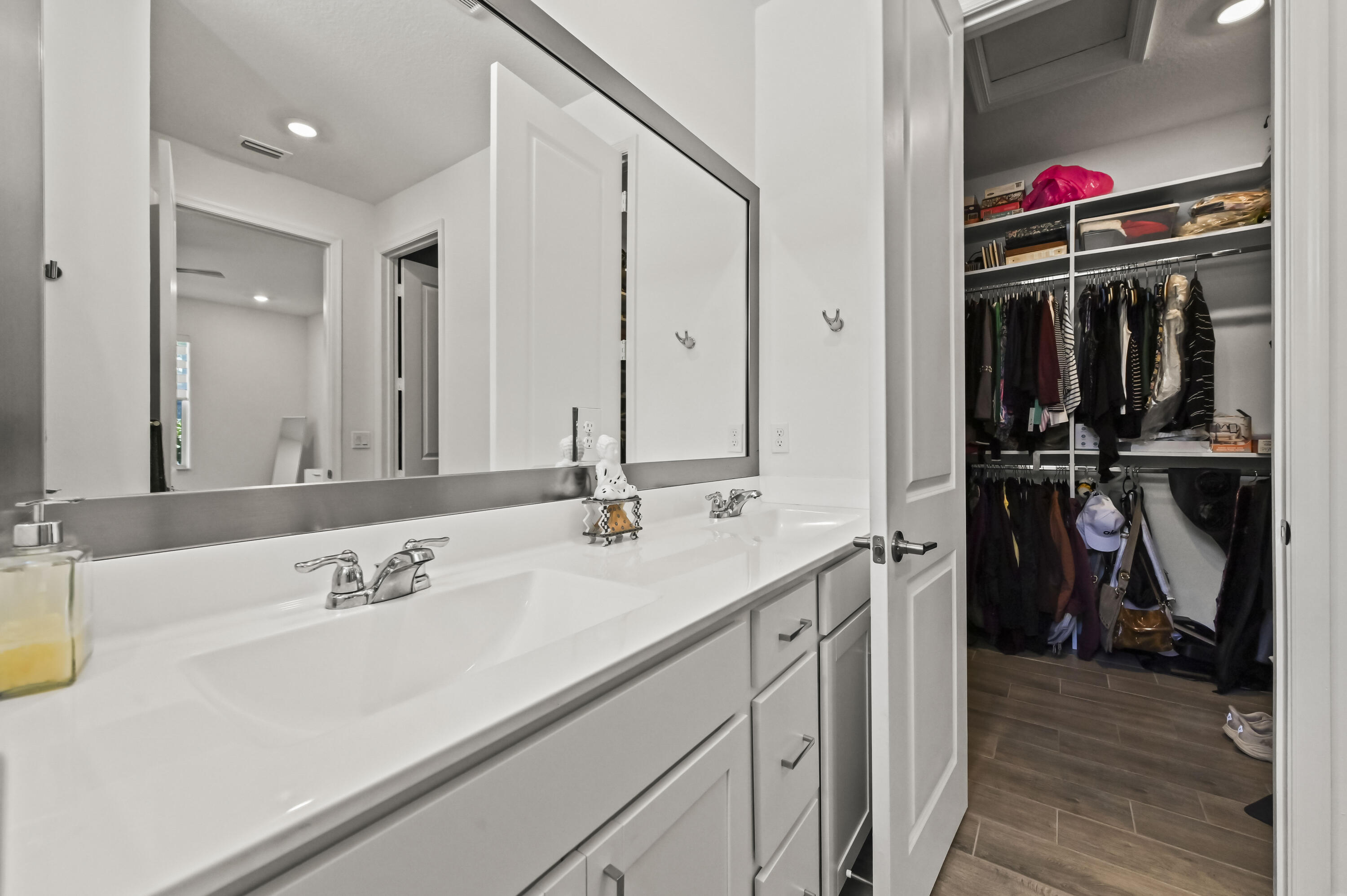 DELRAY TRAILS AT VILLA DELRAY - Residential