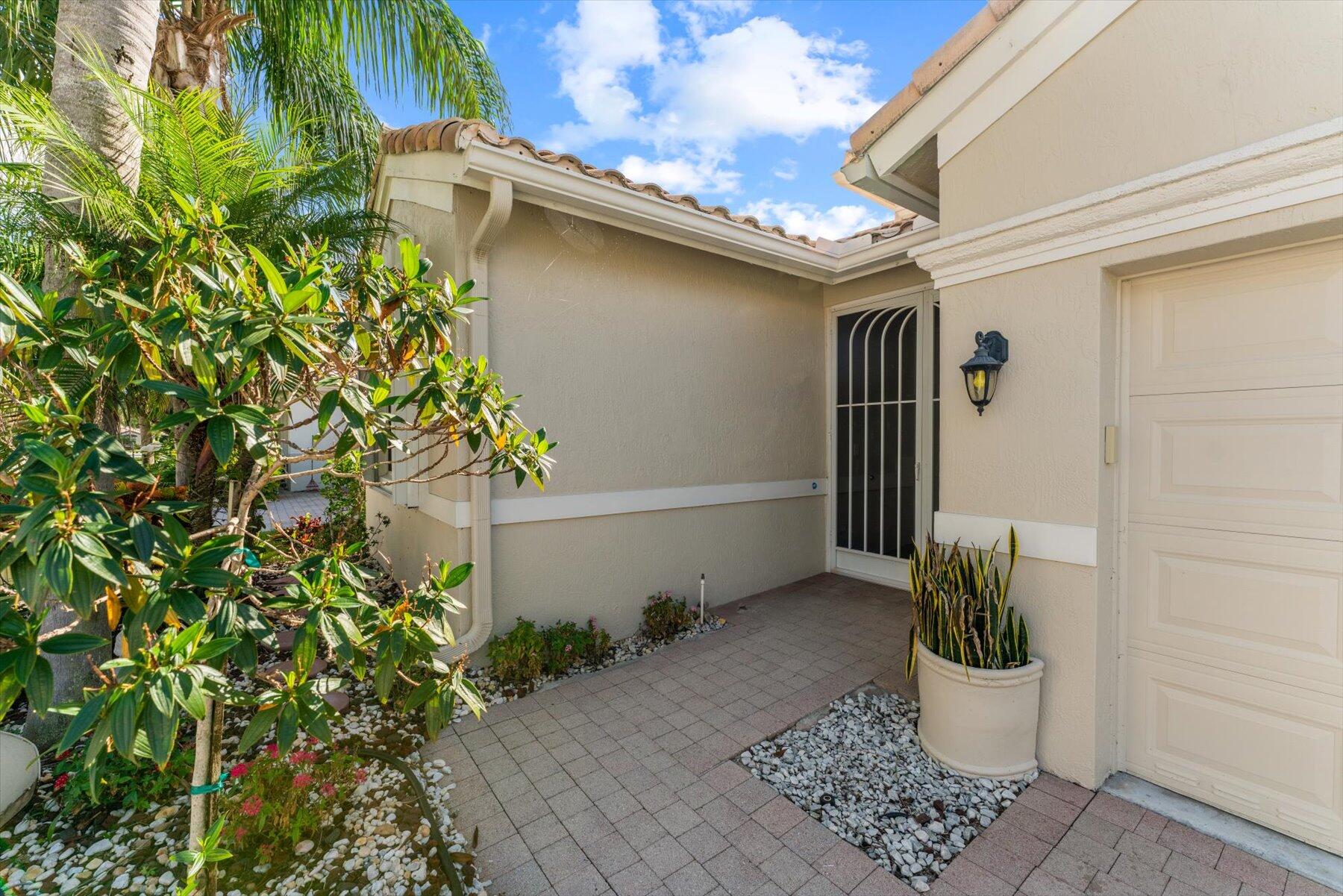 TOWNE PARK 2 - Residential Lease