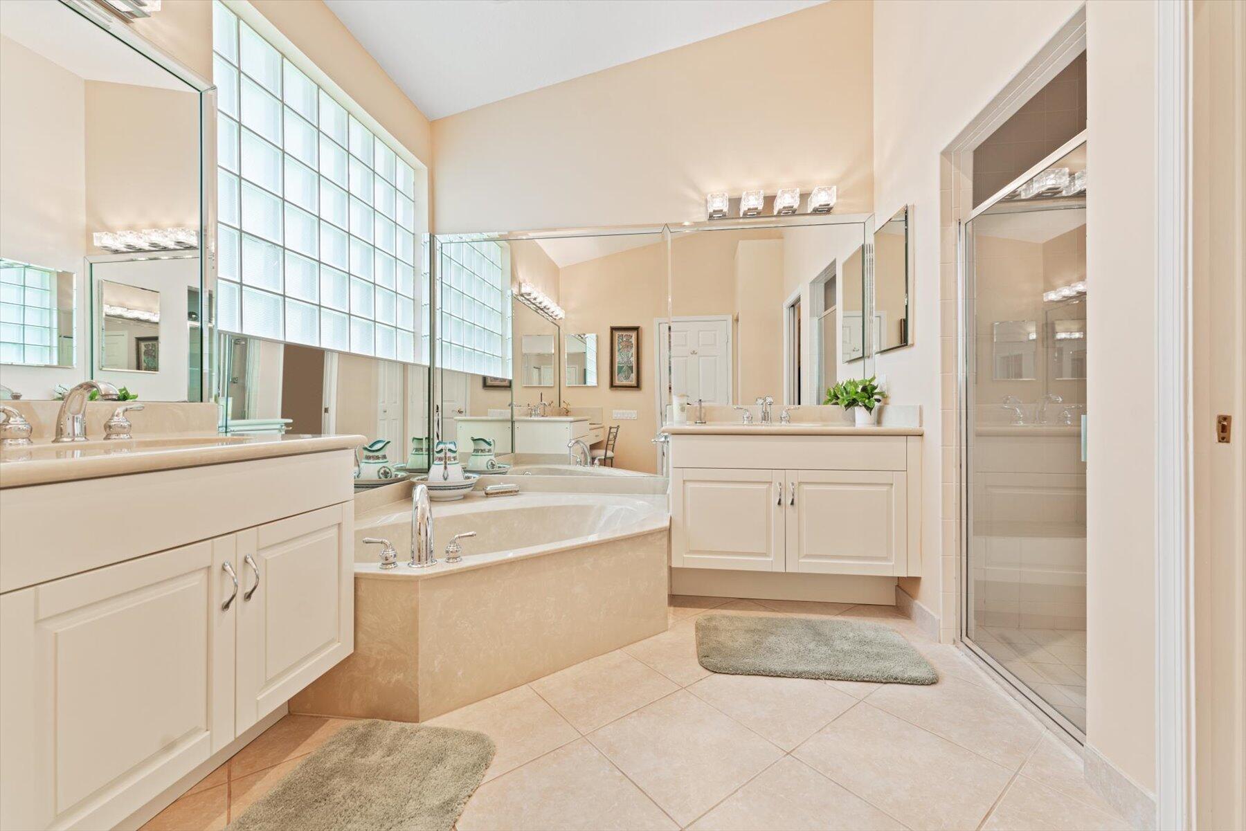 TOWNE PARK 2 - Residential Lease