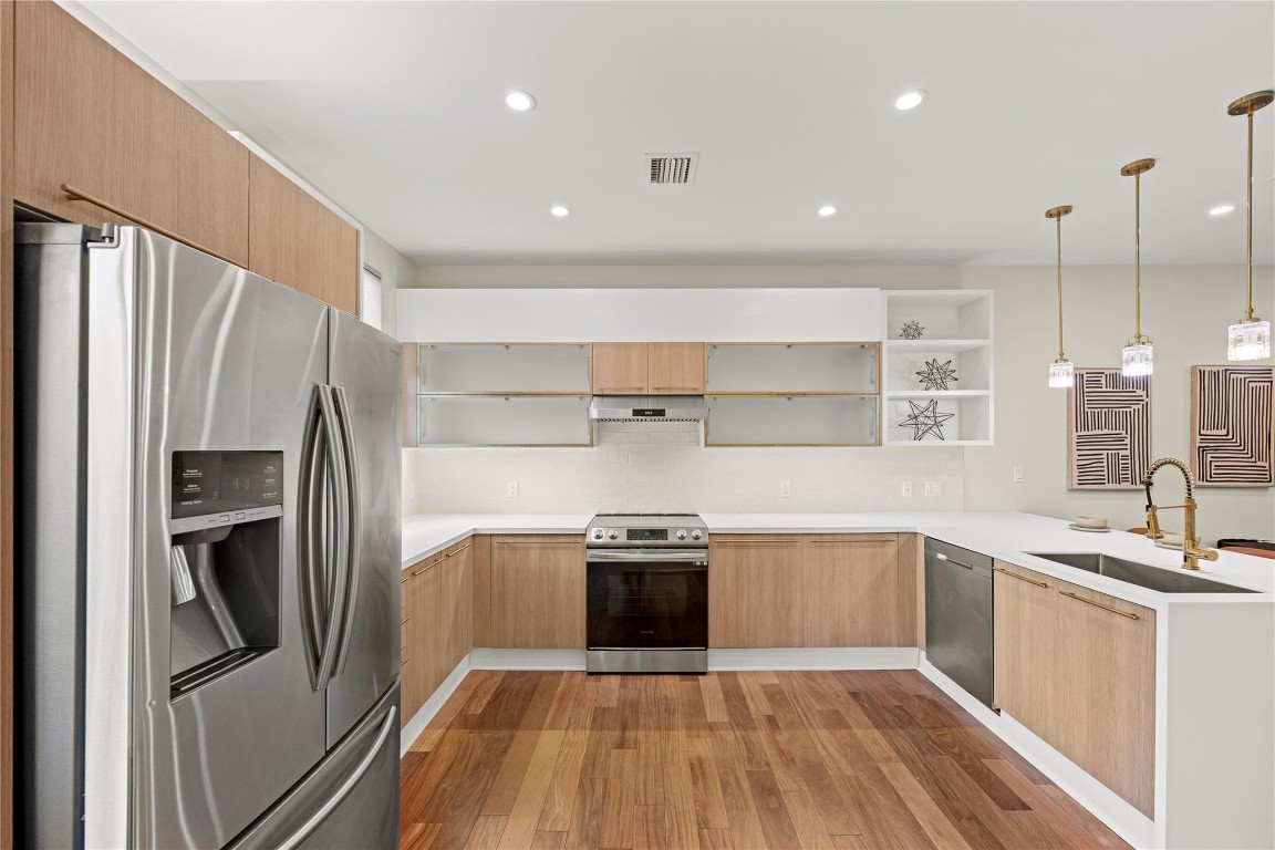 548 SE 1st Circle 548