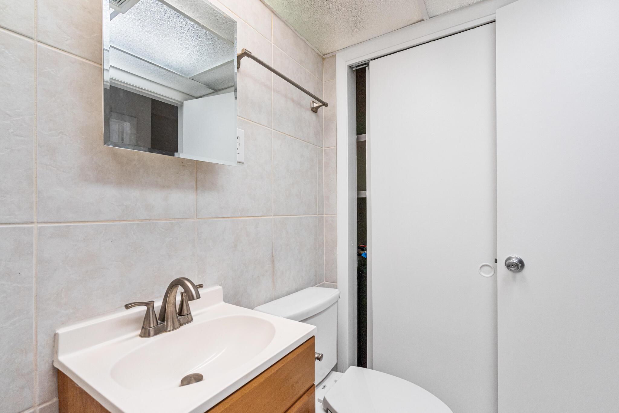 BOCA RATON HILLS SEC 2 - Residential Lease