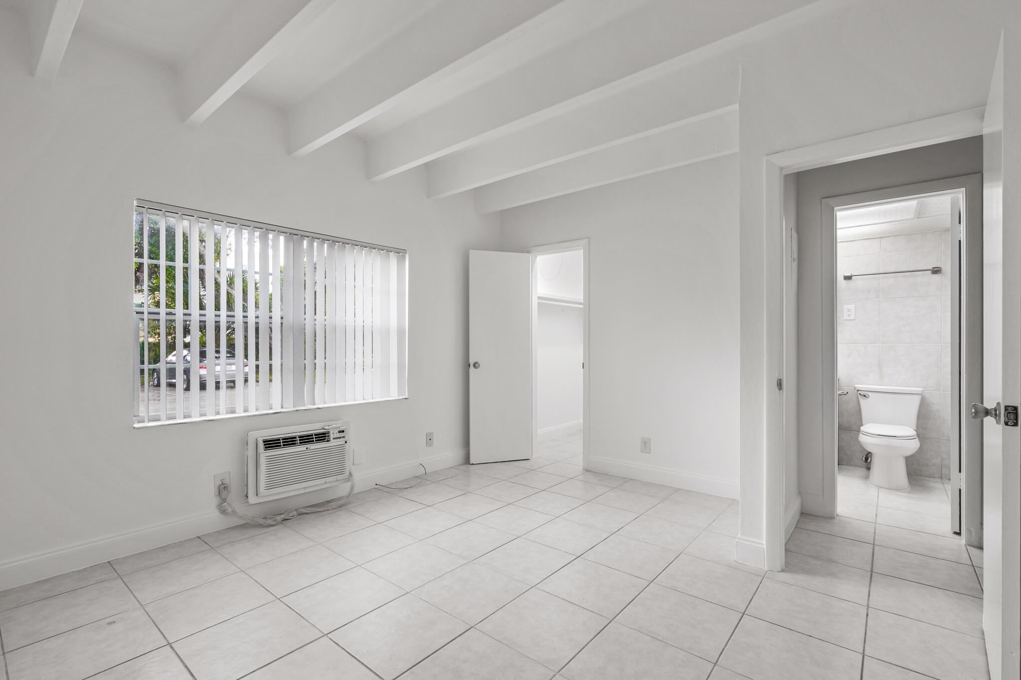 BOCA RATON HILLS SEC 2 - Residential Lease