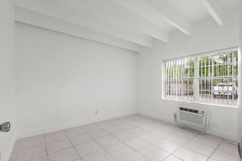 Photo of 330 NW 20th Street #109, Boca Raton, FL 33431 (MLS # R11150415)