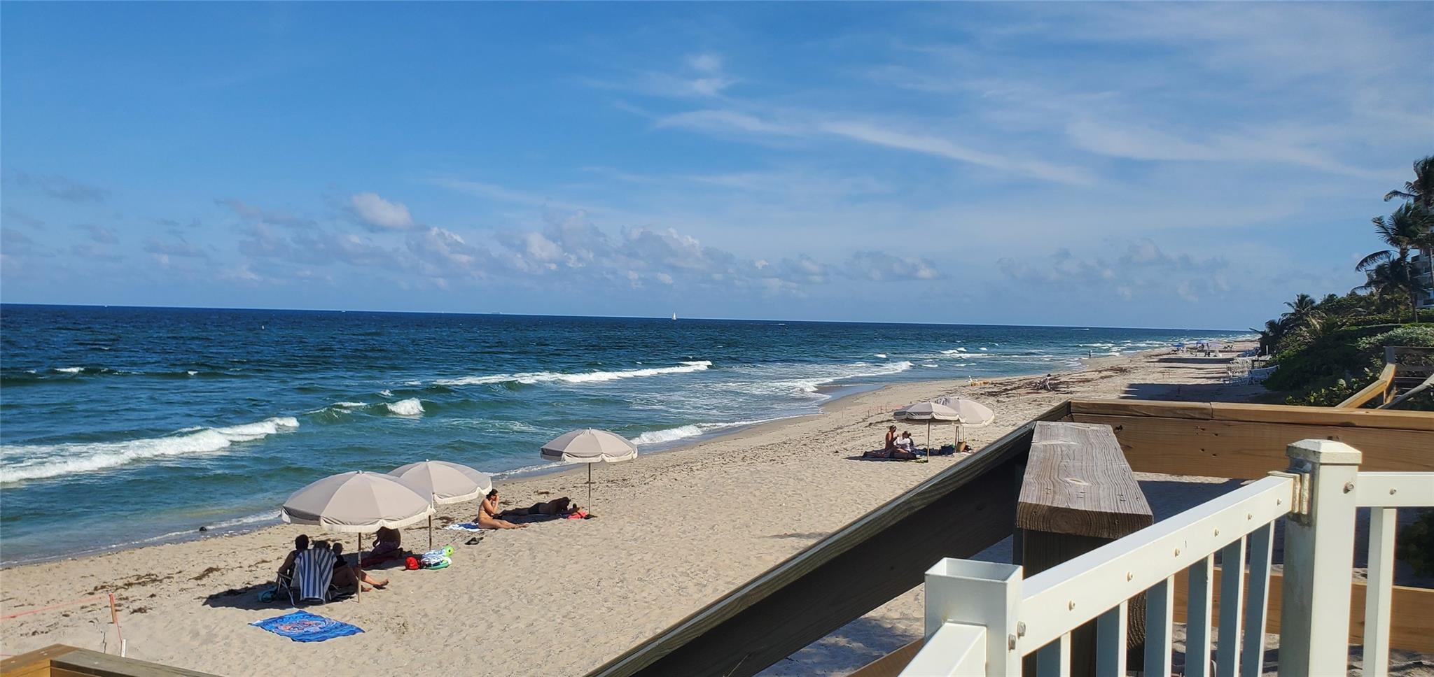 HILLSBORO COLONNADE CONDO - Residential Lease