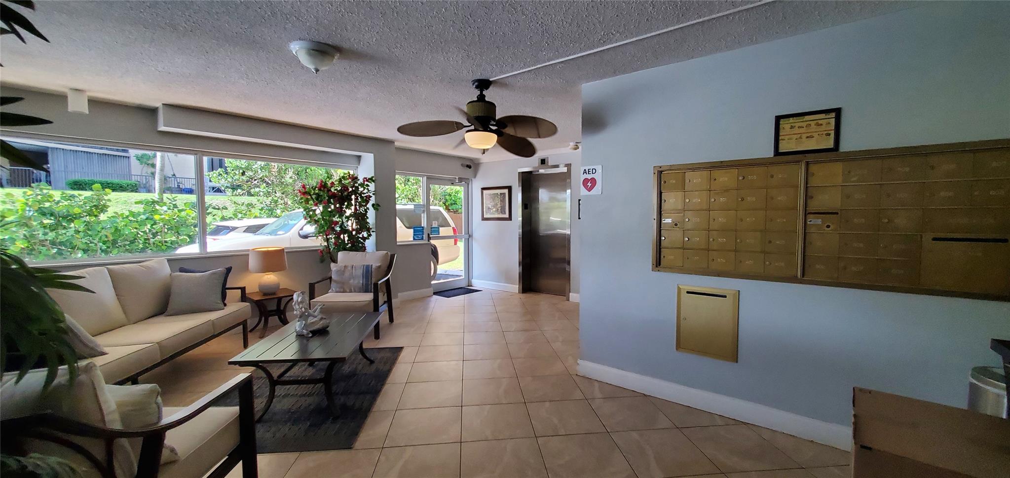 HILLSBORO COLONNADE CONDO - Residential Lease