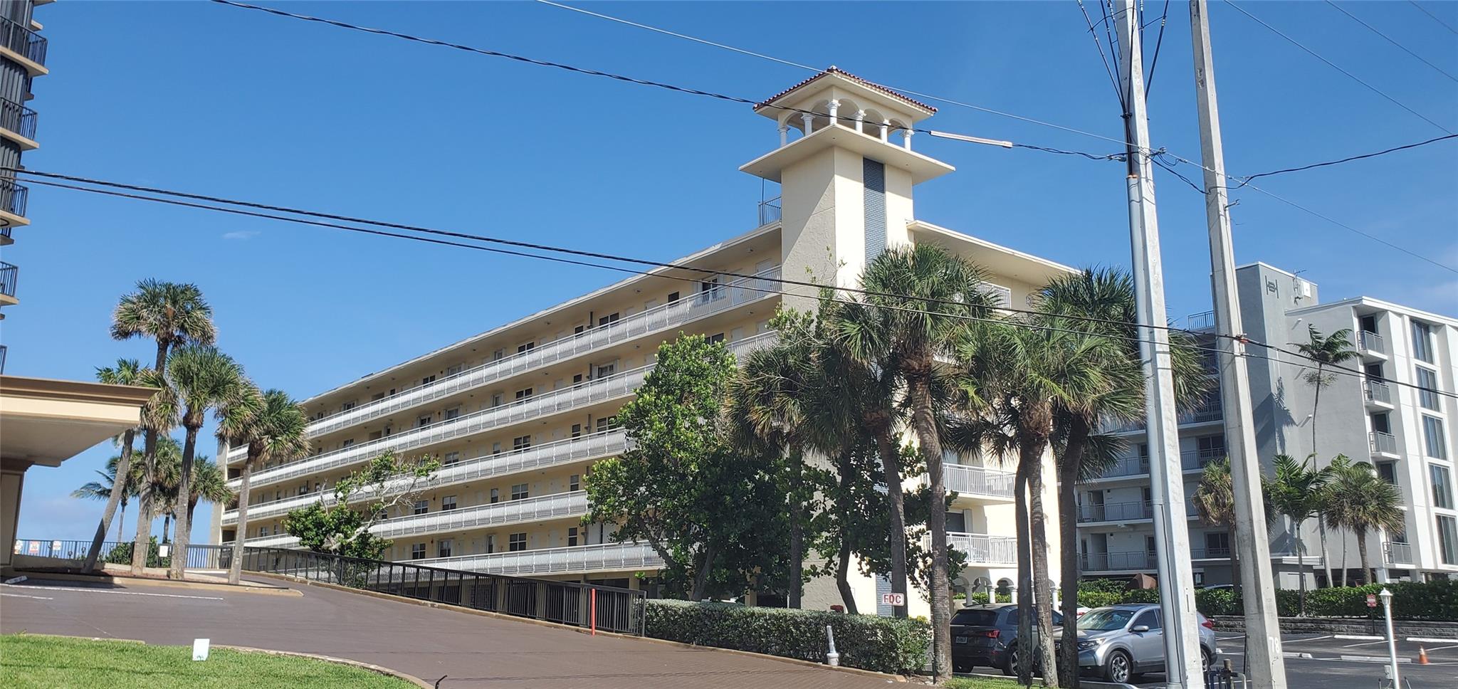HILLSBORO COLONNADE CONDO - Residential Lease