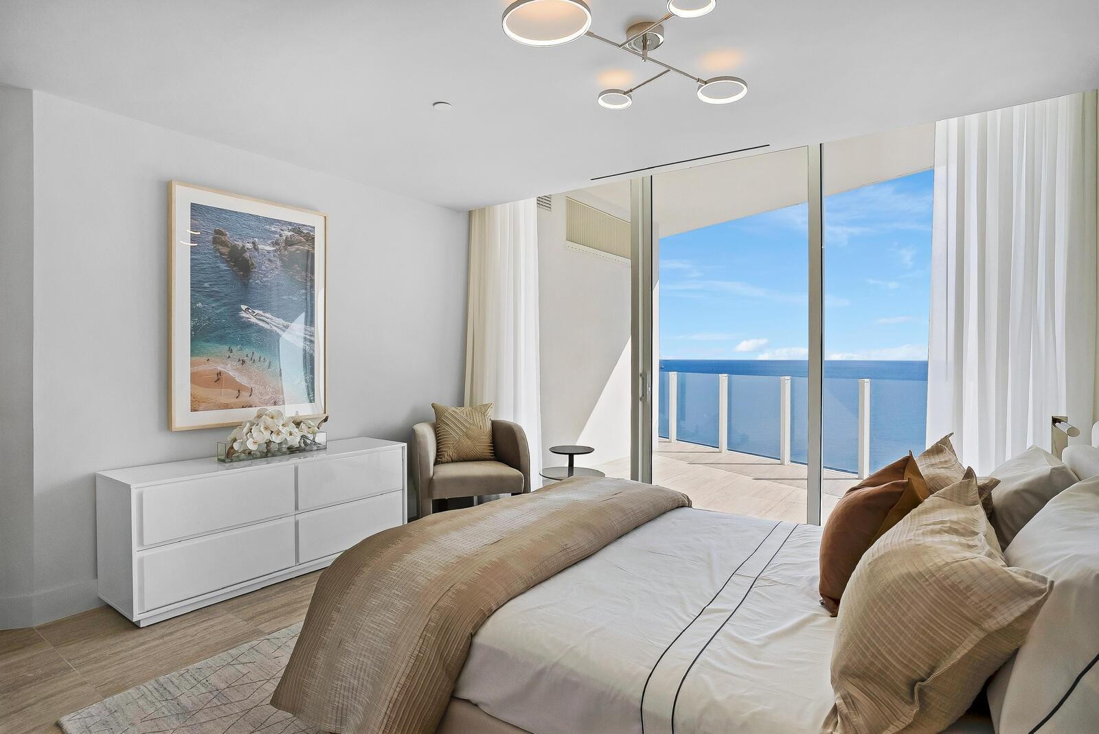 Four Seasons - Residential