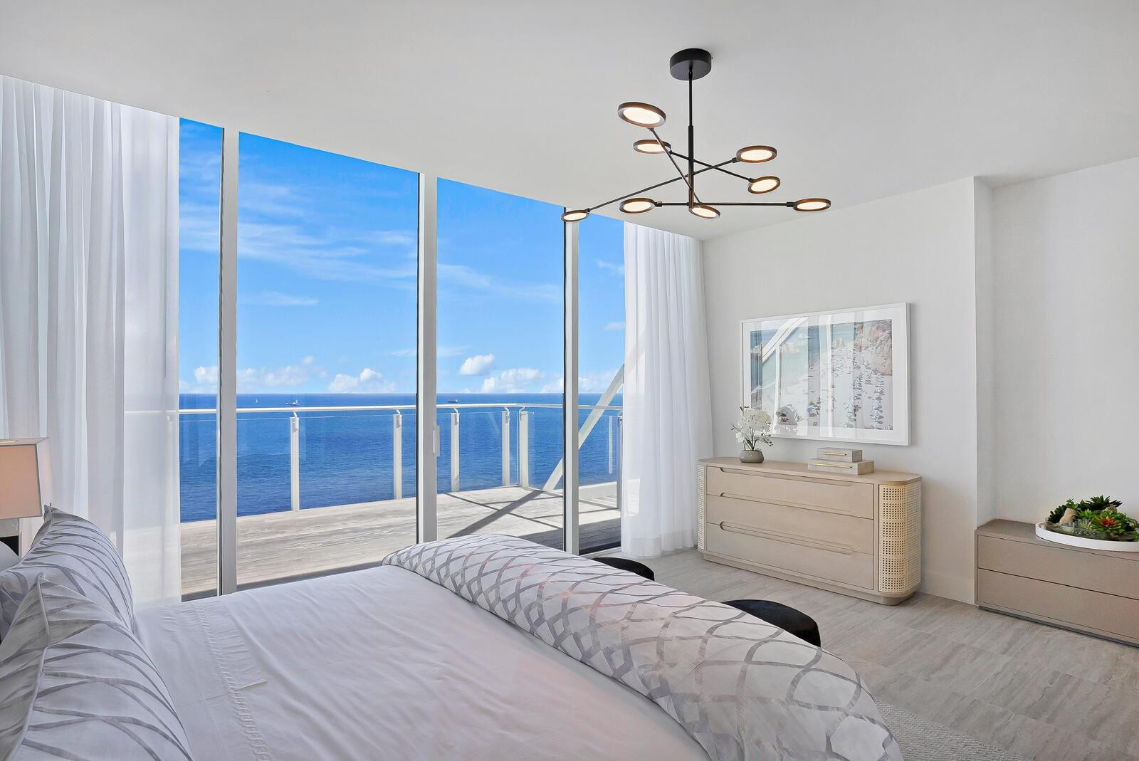 Four Seasons - Residential