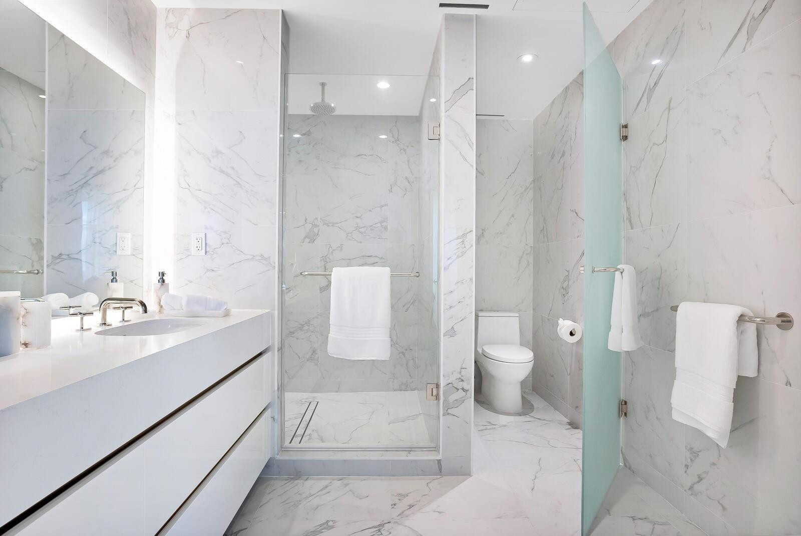 Four Seasons - Residential