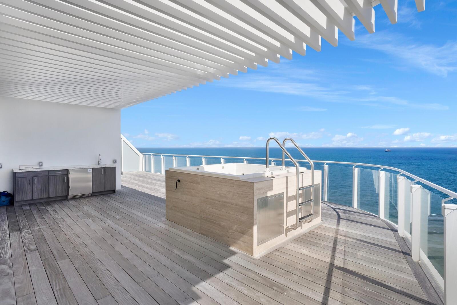 Four Seasons - Residential