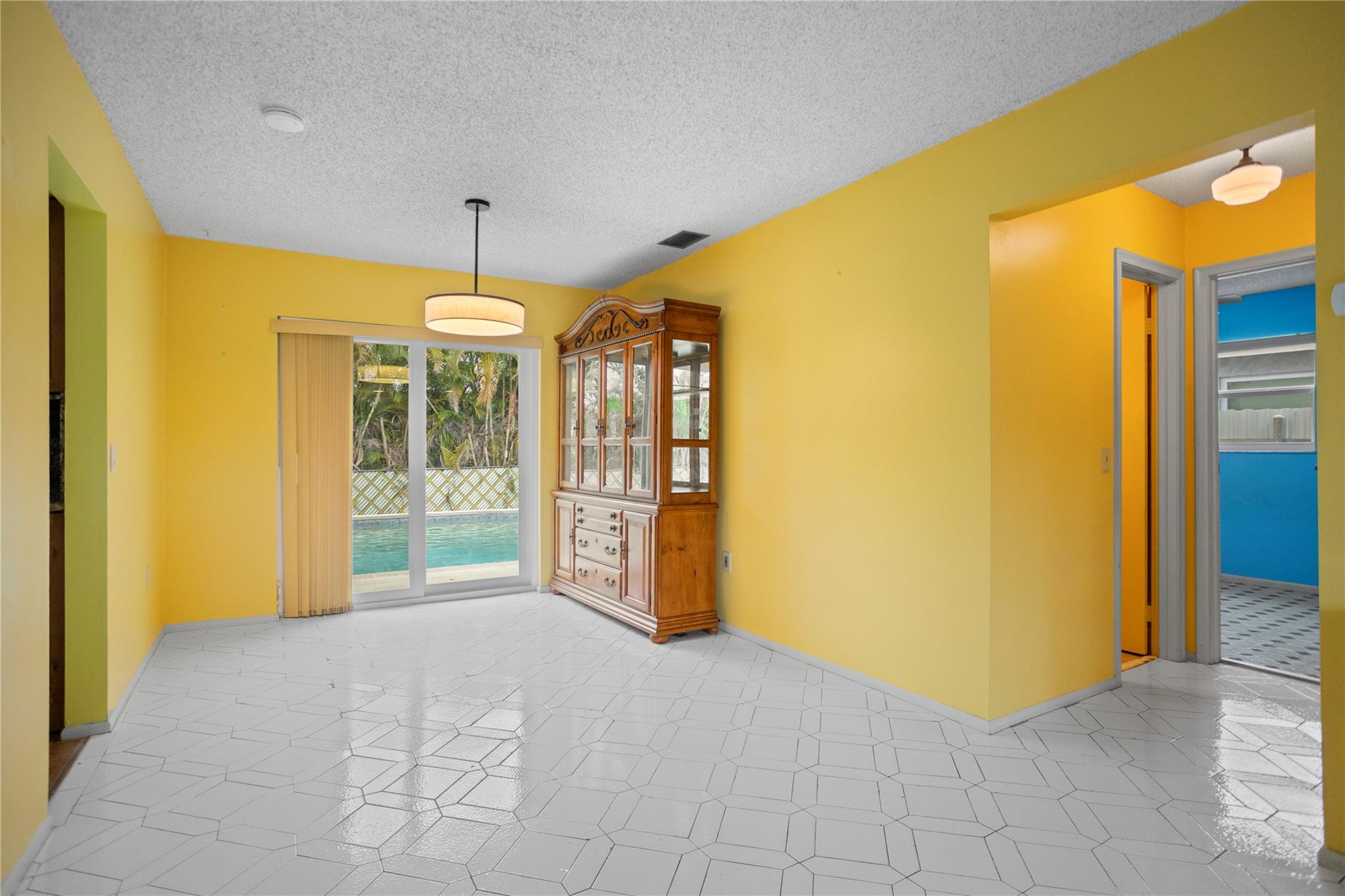 Sunrise Golf Village Sec - Residential