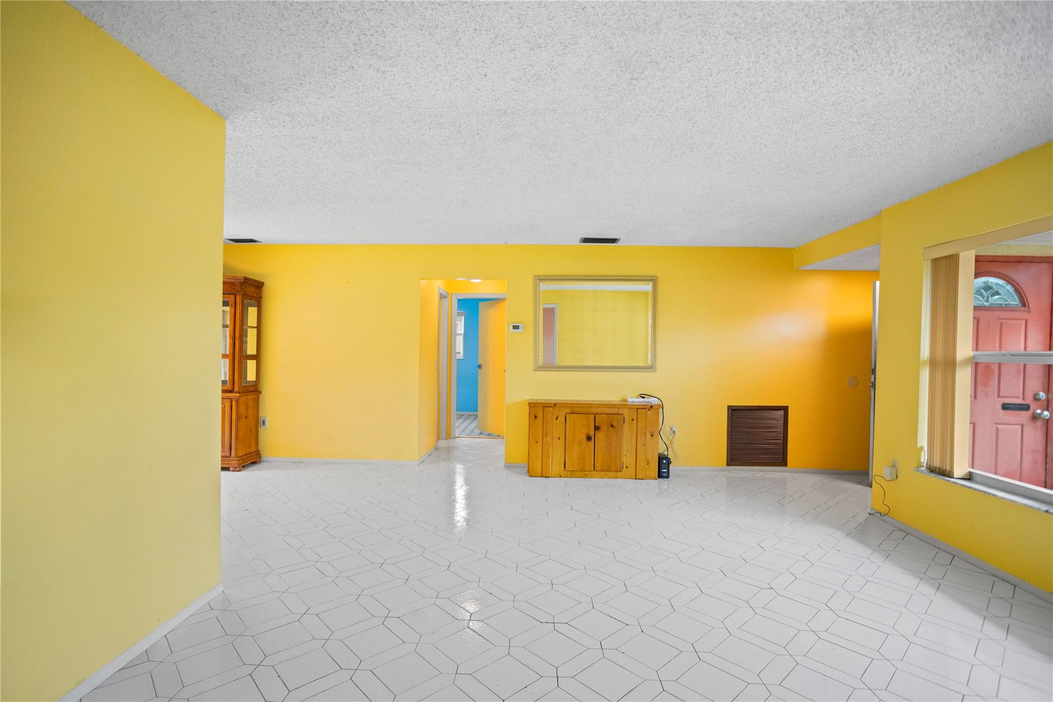 Sunrise Golf Village Sec - Residential