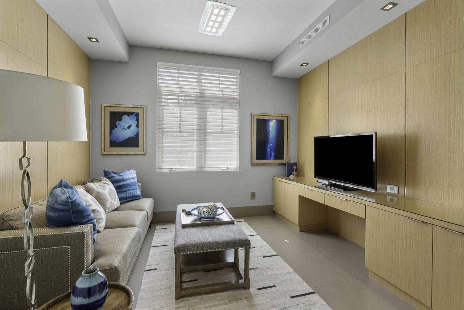 SEAGATE RESIDENCES CONDO - Residential