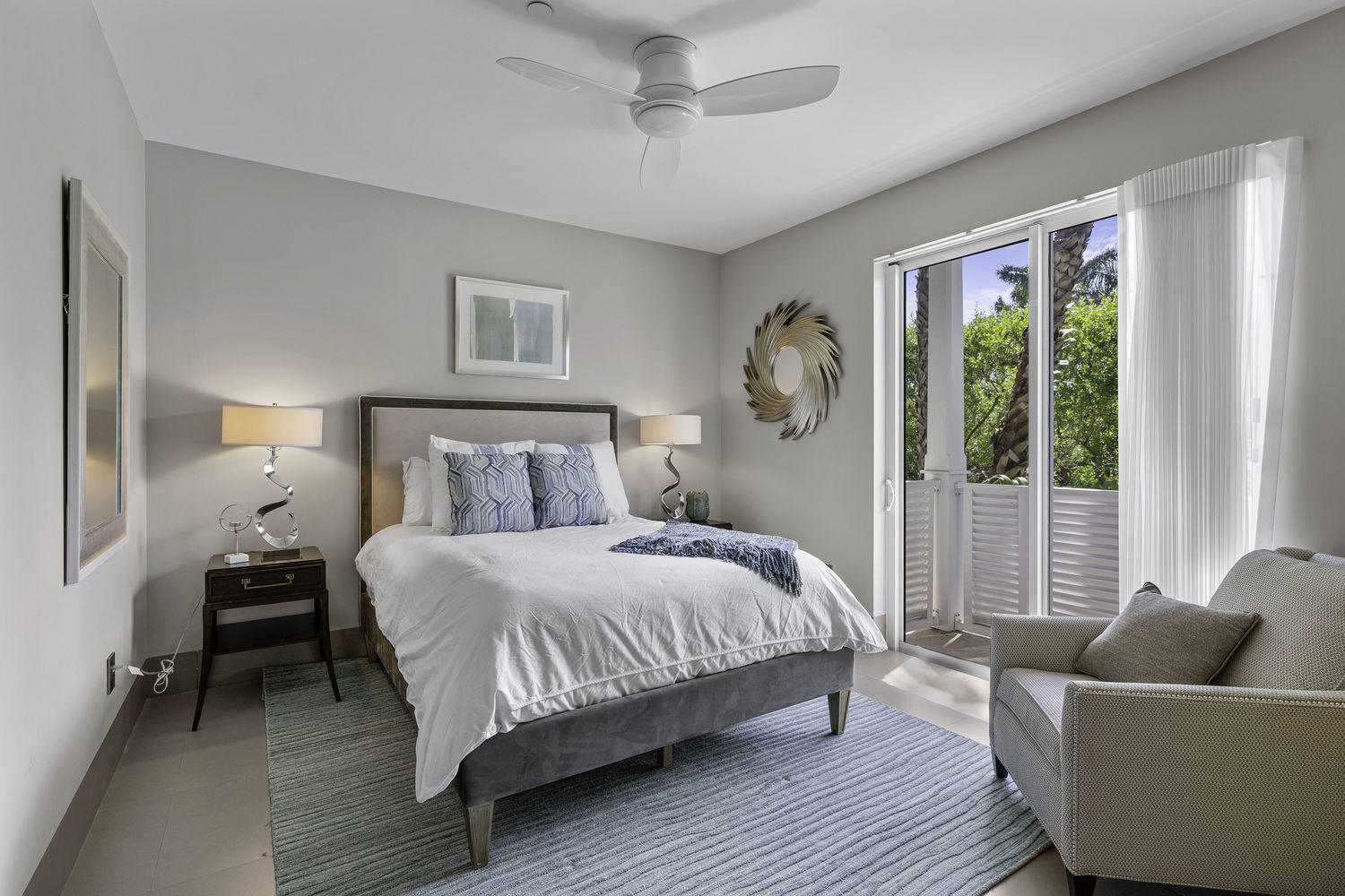 SEAGATE RESIDENCES CONDO - Residential