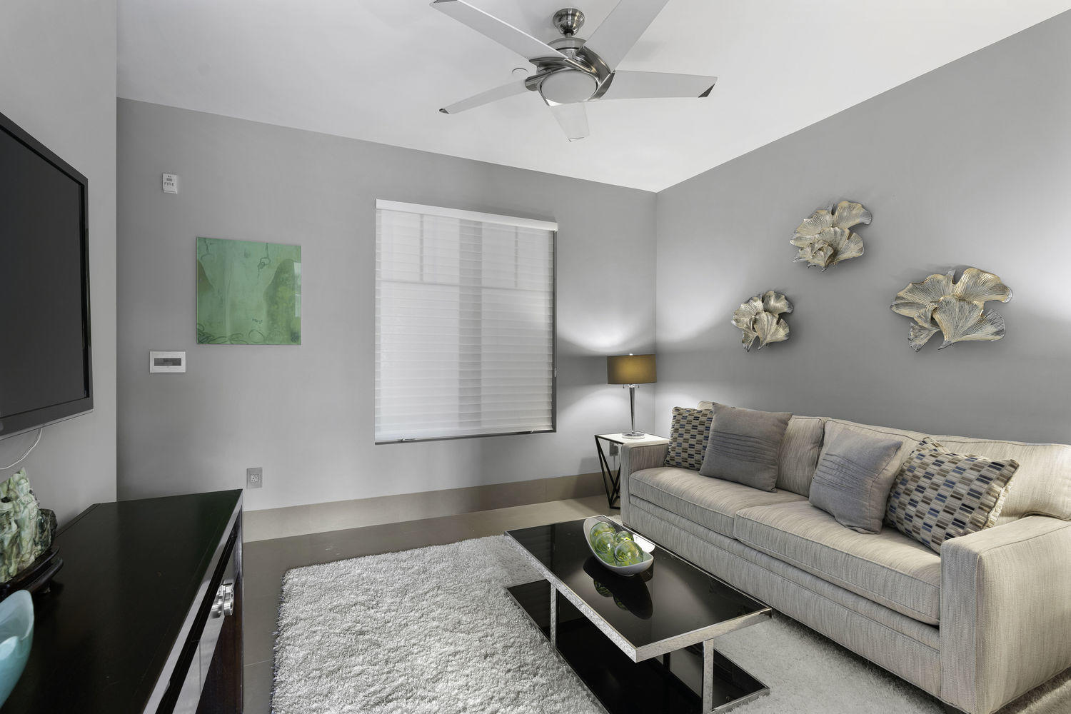 SEAGATE RESIDENCES CONDO - Residential