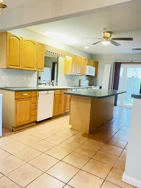 415 NW 7TH Court