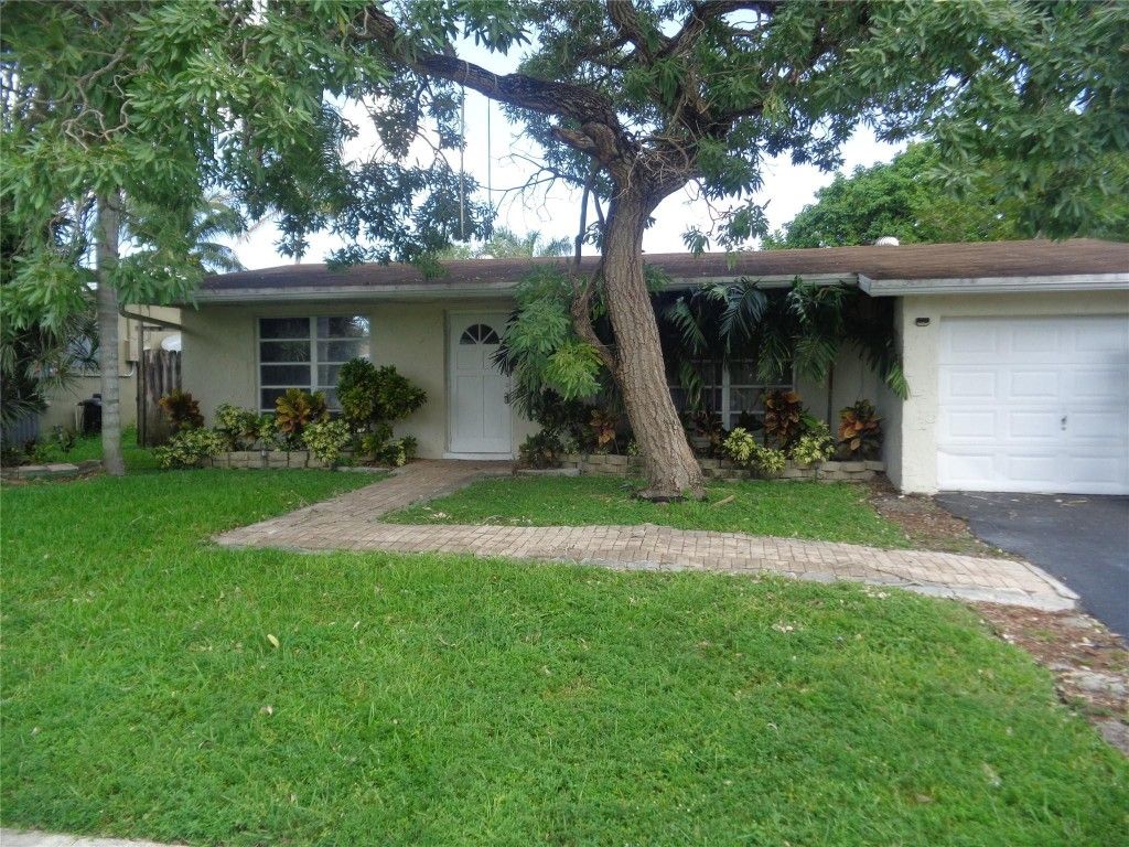 Photo of 2496 NW 98th Lane, Sunrise, FL 33322 (MLS # F10540672)