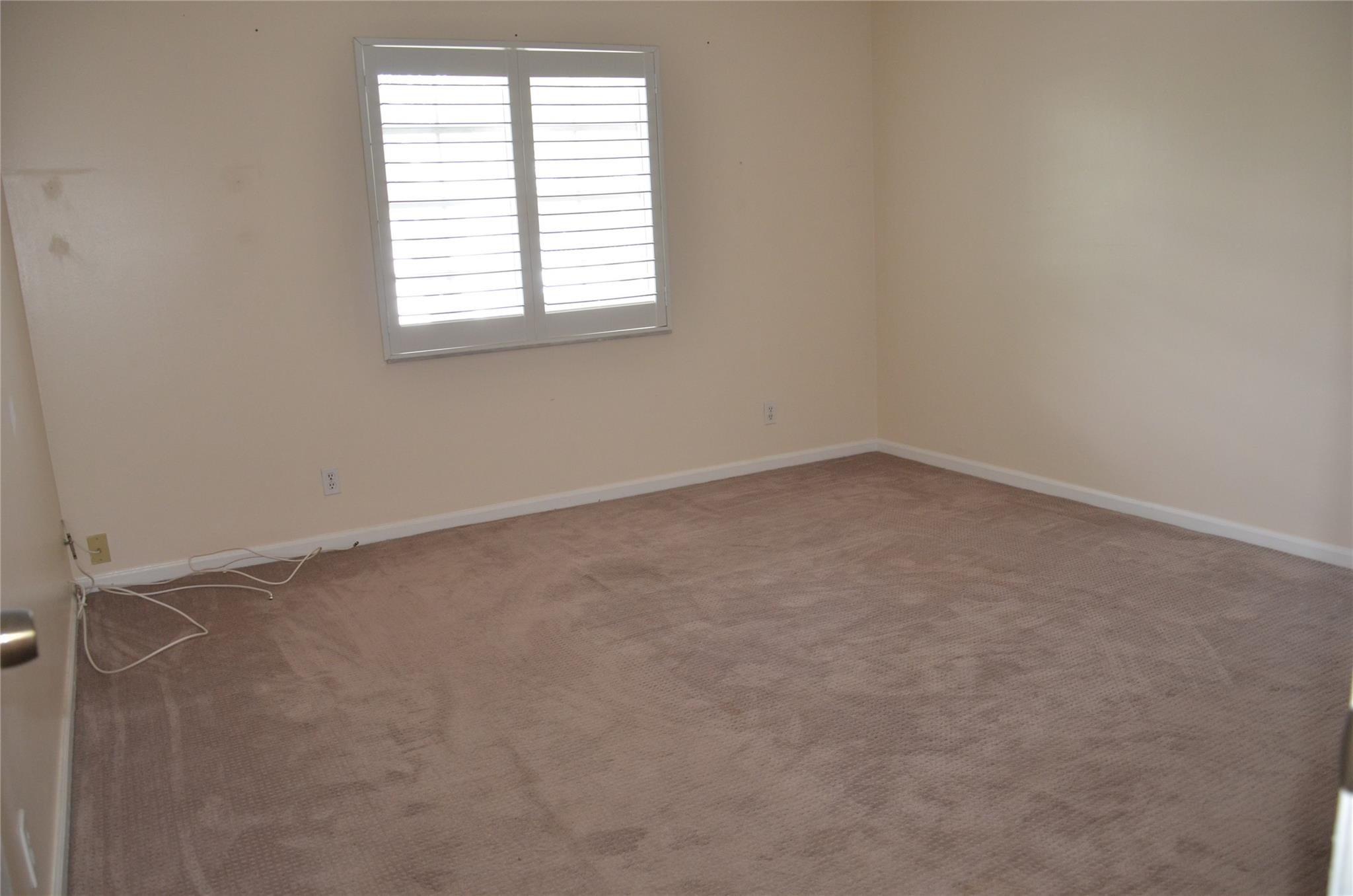 Bay Colony Club Condomini - Residential