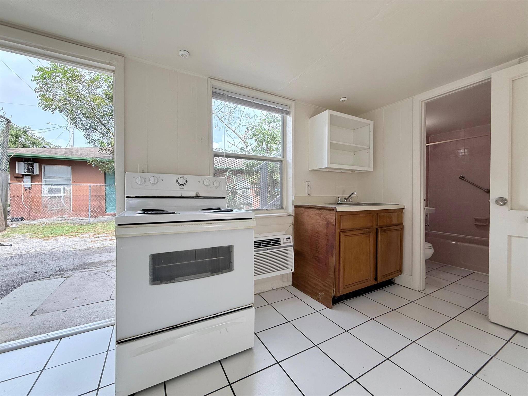 NORTHWOOD ADD - Residential Lease