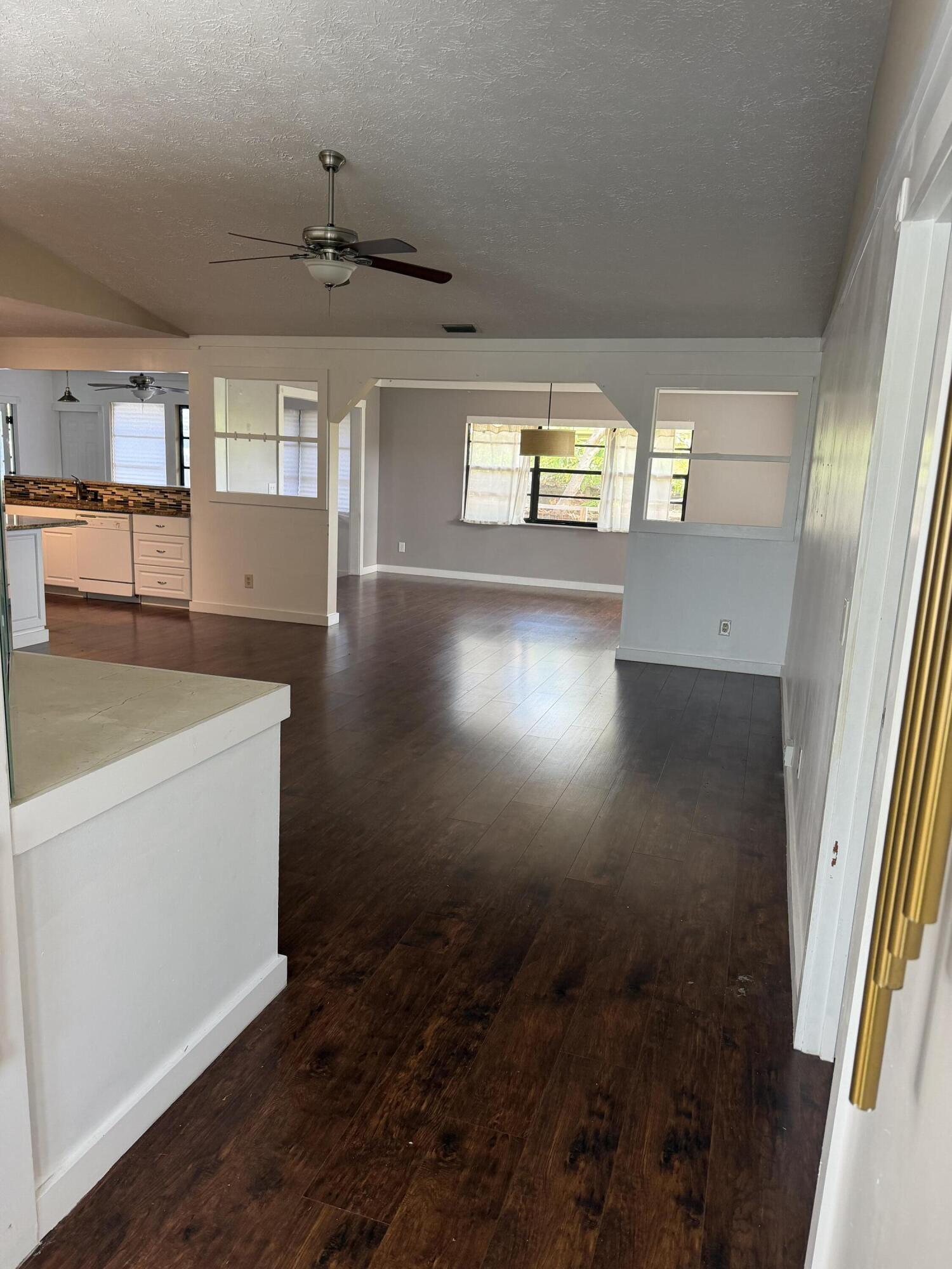 PORT ST LUCIE SECTION 27 - Residential Lease