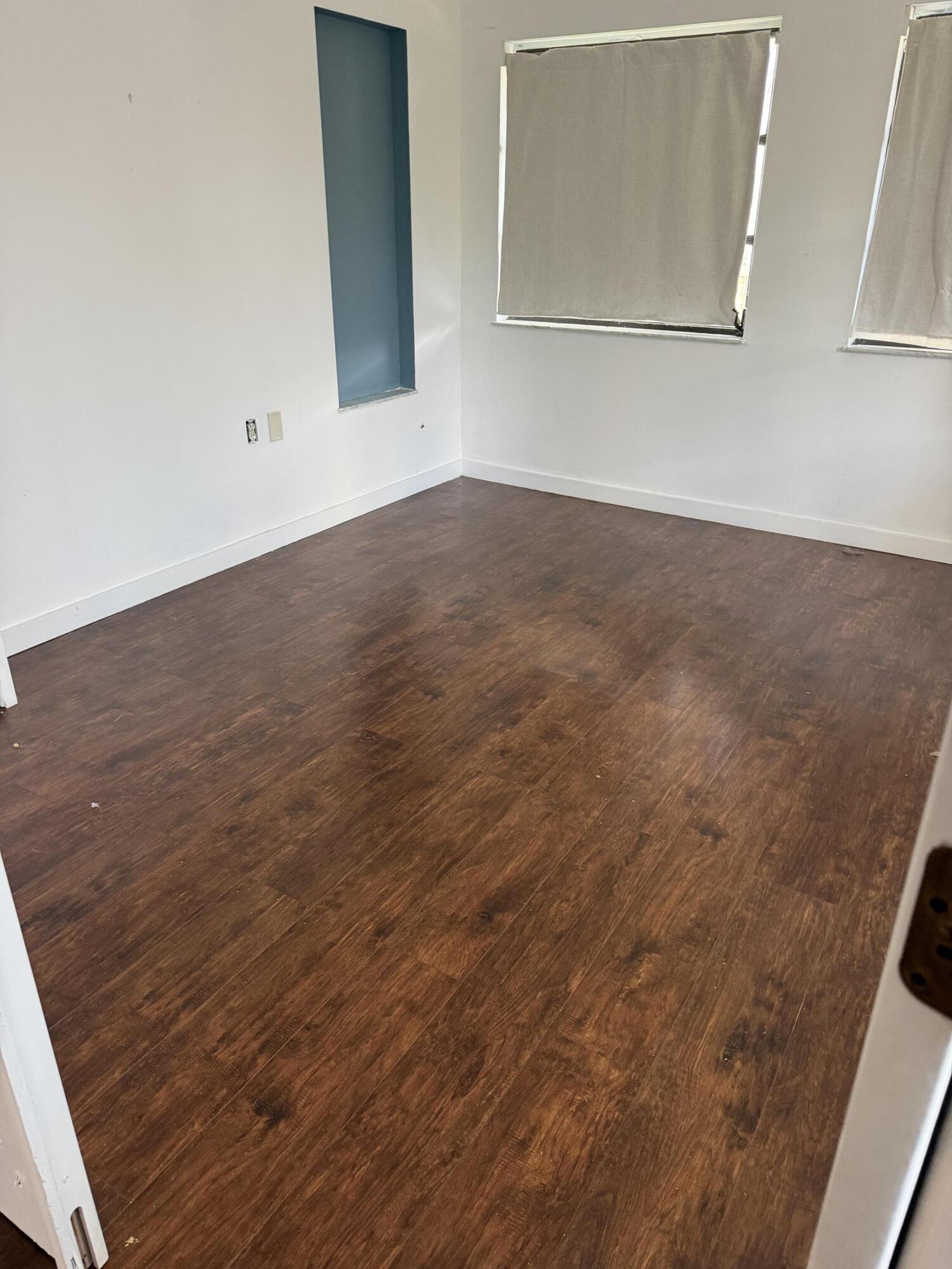 PORT ST LUCIE SECTION 27 - Residential Lease