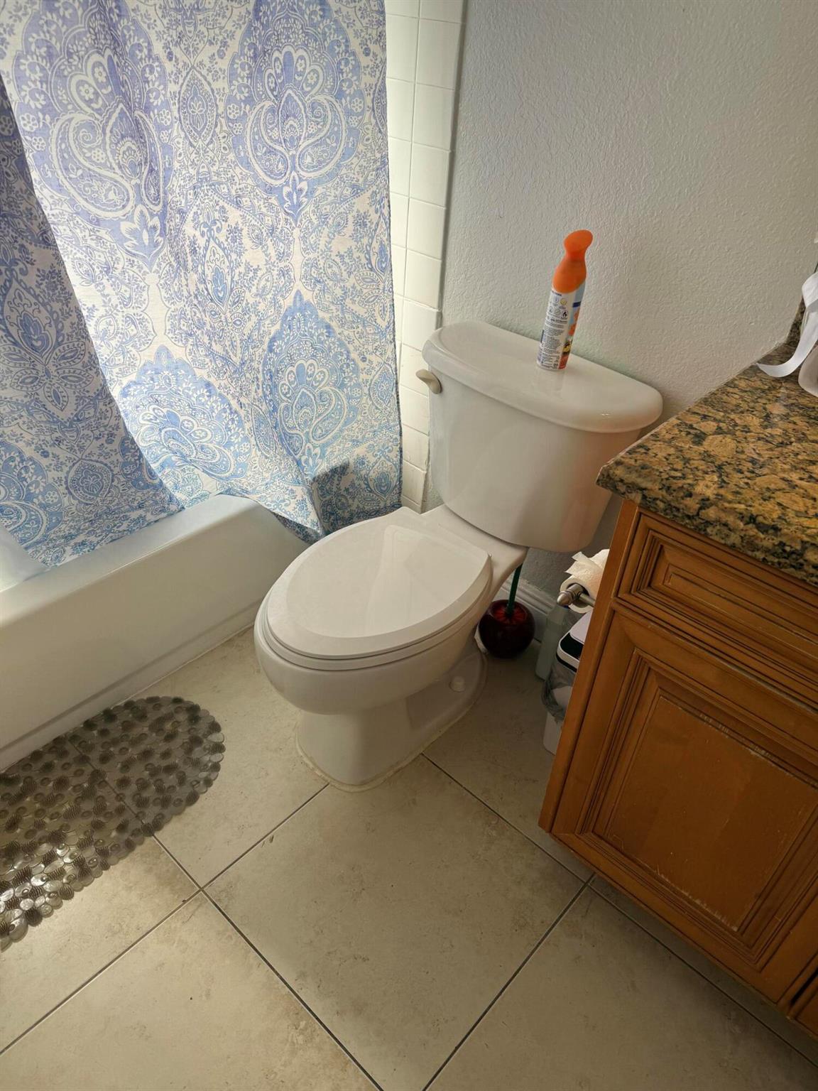 PALM BEACH PLACE CONDO - Residential Lease